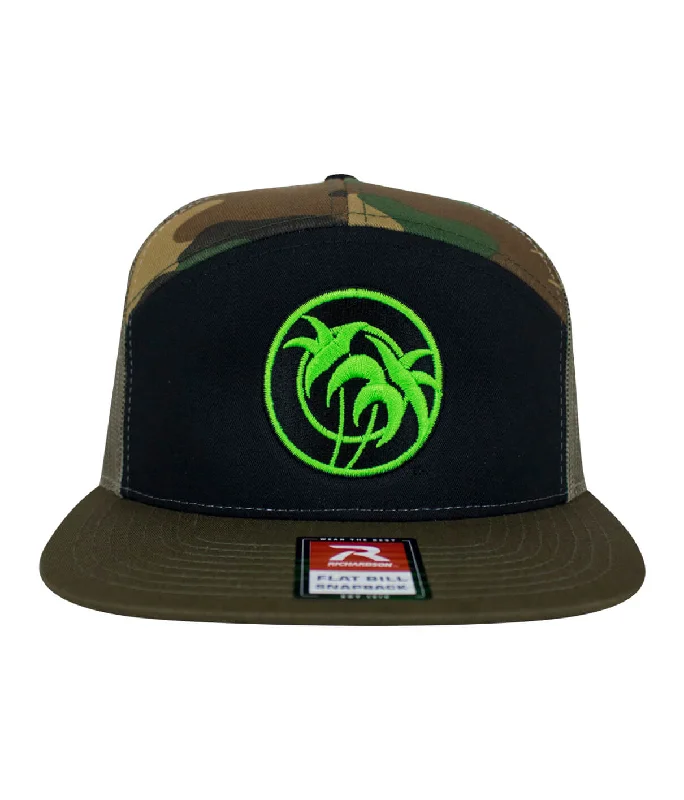 "Verde Palm" 7 Panel Trucker Hat