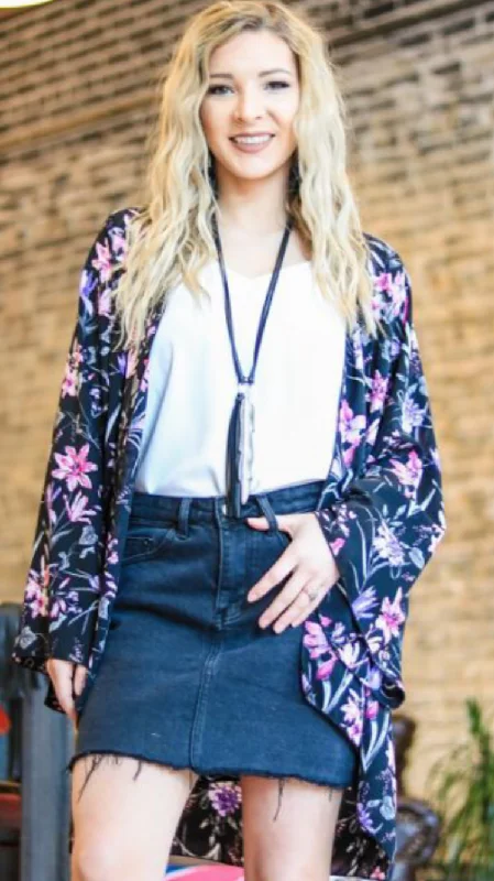 Black & Purple Floral Long Sleeve Kimono (Small)