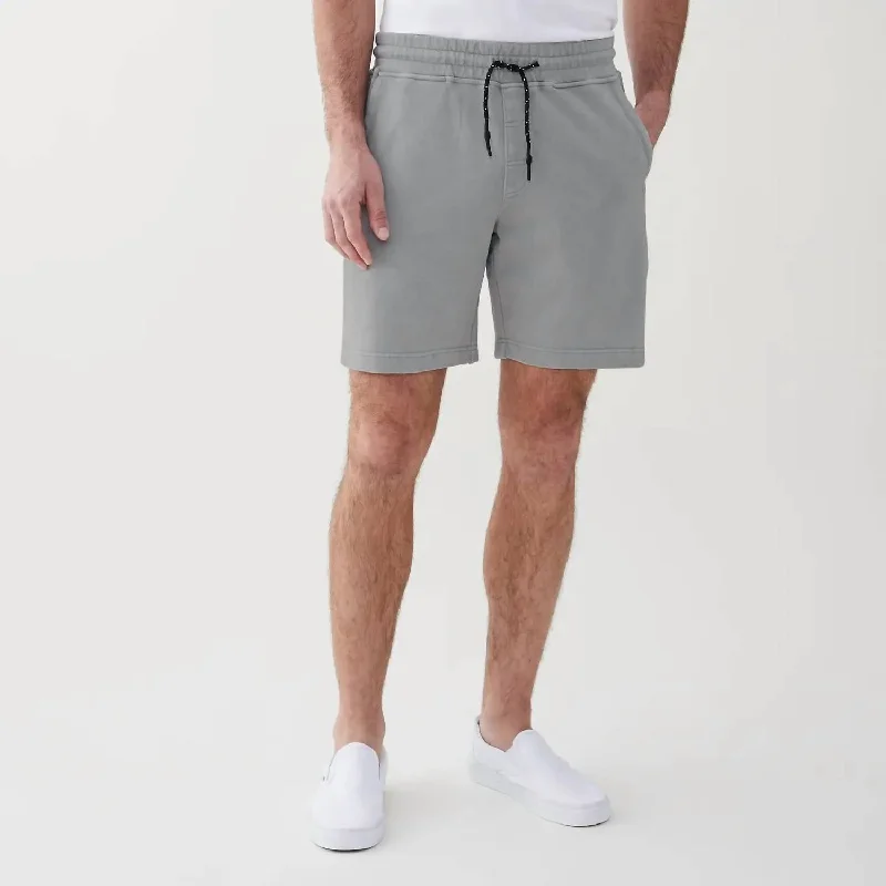 Chuck Pull On Short In Grey