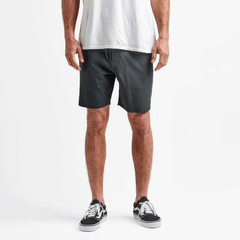 Explorer 2.0 Shorts 19" In Black